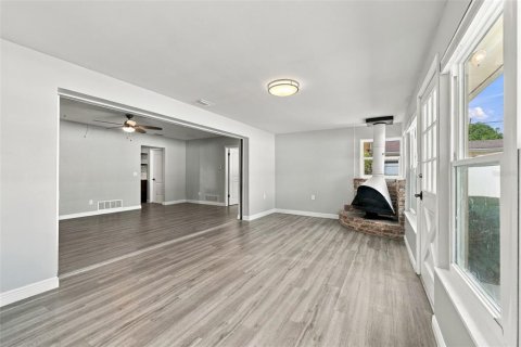 Casa en venta en Clearwater, Florida, 3 dormitorios, 187.94 m2 № 2384358 - foto 14