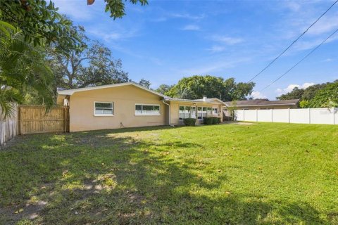 Casa en venta en Clearwater, Florida, 3 dormitorios, 187.94 m2 № 2384358 - foto 26