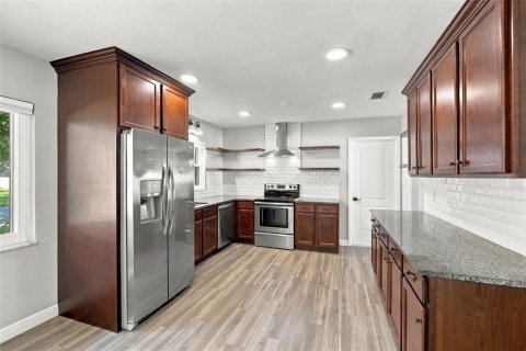 Casa en venta en Clearwater, Florida, 3 dormitorios, 187.94 m2 № 2384358 - foto 6