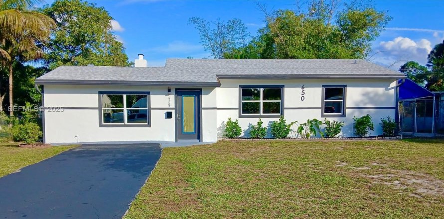 Дом в Форт-Лодердейл, Флорида 4 спальни, 112.88м2 № 1991273