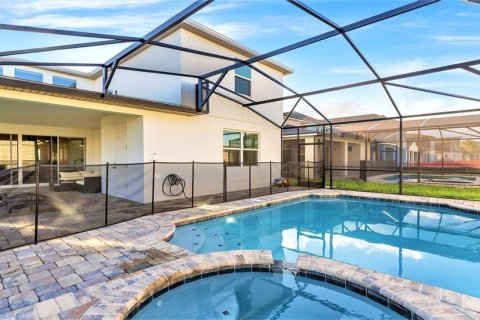 Casa en venta en Kissimmee, Florida, 7 dormitorios, 328.22 m2 № 1795090 - foto 21