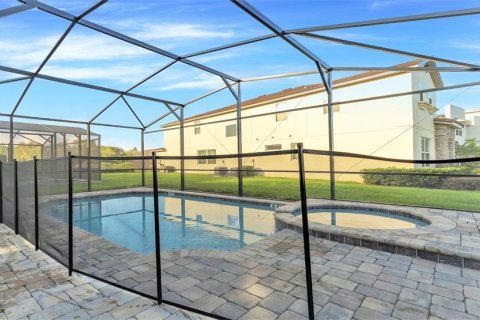 Casa en venta en Kissimmee, Florida, 7 dormitorios, 328.22 m2 № 1795090 - foto 20