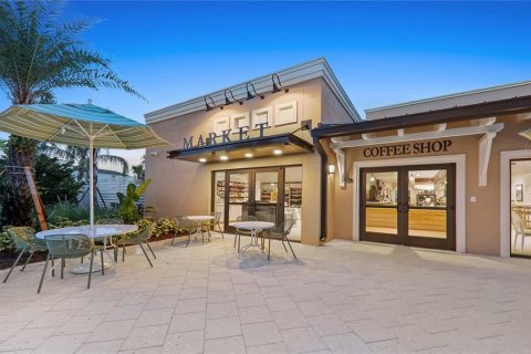 Casa en venta en Kissimmee, Florida, 7 dormitorios, 328.22 m2 № 1795090 - foto 29