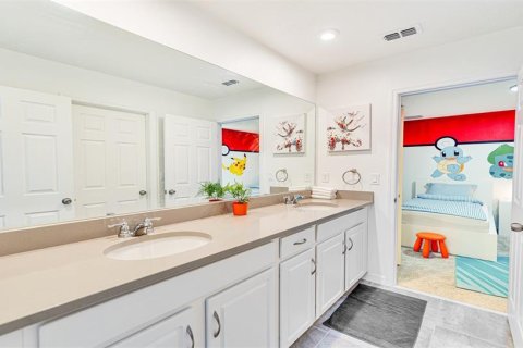 Casa en venta en Kissimmee, Florida, 7 dormitorios, 328.22 m2 № 1795090 - foto 17
