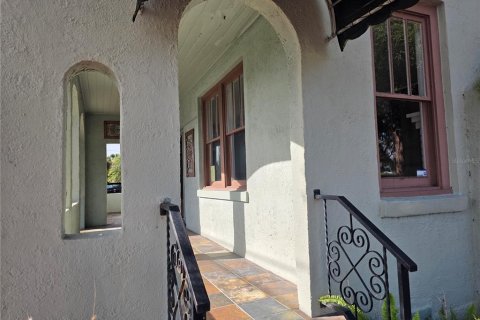 Commercial property in Titusville, Florida 235.23 sq.m. № 2325243 - photo 2