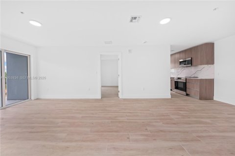 Copropriété à louer à Miami, Floride: 4 chambres, 128.21 m2 № 2008212 - photo 8