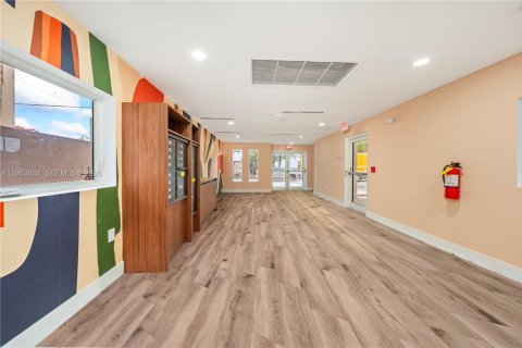 Copropriété à louer à Miami, Floride: 4 chambres, 128.21 m2 № 2008212 - photo 12