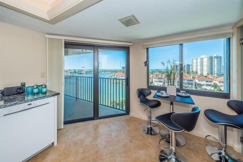 Copropriété à louer à Clearwater, Floride: 2 chambres, 142.14 m2 № 1615346 - photo 14