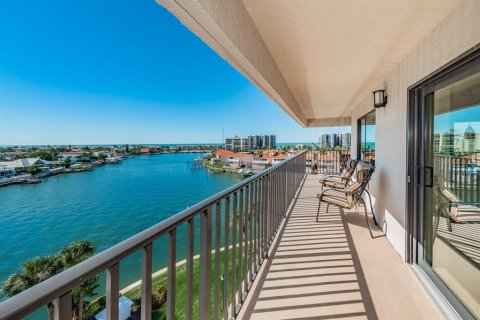 Copropriété à louer à Clearwater, Floride: 2 chambres, 142.14 m2 № 1615346 - photo 4