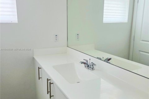 Снять в аренду таунхаус в Хомстед, Флорида 3 спальни, № 2002387 - фото 20