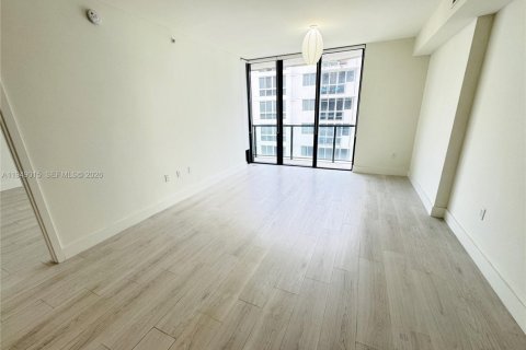 Copropriété à vendre à Miami, Floride: 1 chambre, 66.33 m2 № 2153008 - photo 4