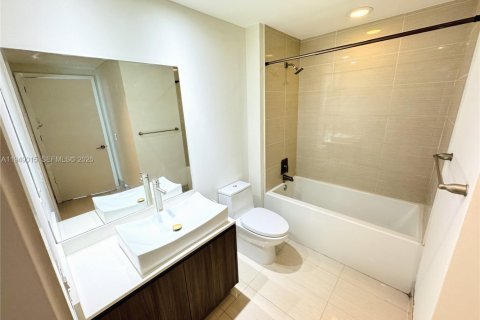 Copropriété à vendre à Miami, Floride: 1 chambre, 66.33 m2 № 2153008 - photo 7