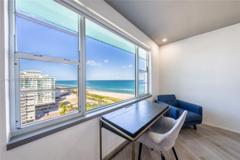 Condominio en alquiler en Miami Beach, Florida, 2 dormitorios, 139.35 m2 № 2079935 - foto 21