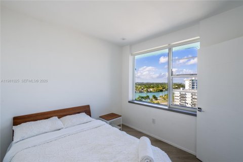 Condominio en alquiler en Miami Beach, Florida, 2 dormitorios, 139.35 m2 № 2079935 - foto 14