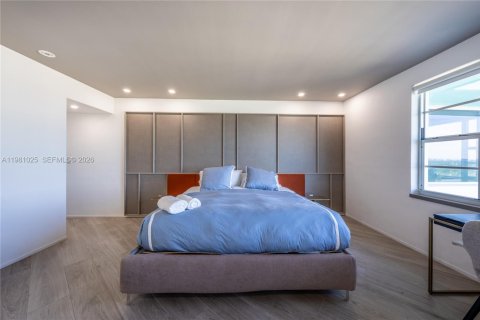 Condominio en alquiler en Miami Beach, Florida, 2 dormitorios, 139.35 m2 № 2079935 - foto 18