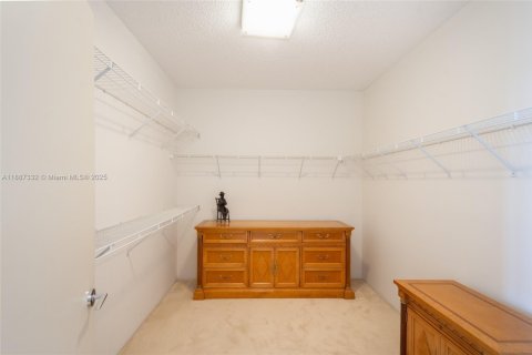 Condo in Aventura, Florida, 2 bedrooms  № 1933020 - photo 12