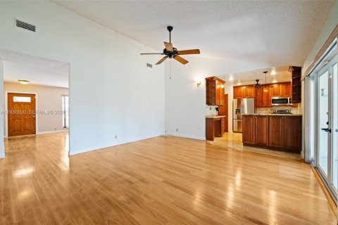 Casa en venta en Sunrise, Florida, 3 dormitorios, 133.59 m2 № 1998807 - foto 5