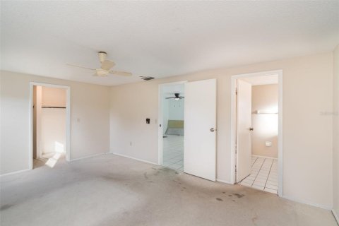 House in Bradenton, Florida 3 bedrooms, 136.01 sq.m. № 1905383 - photo 11