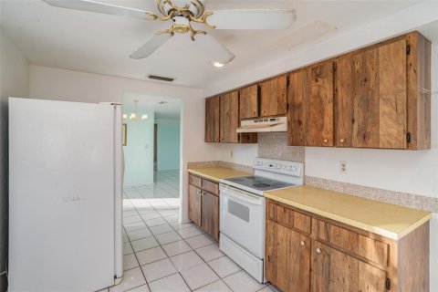 House in Bradenton, Florida 3 bedrooms, 136.01 sq.m. № 1905383 - photo 6