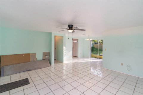 House in Bradenton, Florida 3 bedrooms, 136.01 sq.m. № 1905383 - photo 3