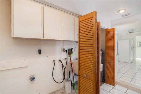 House in Bradenton, Florida 3 bedrooms, 136.01 sq.m. № 1905383 - photo 16
