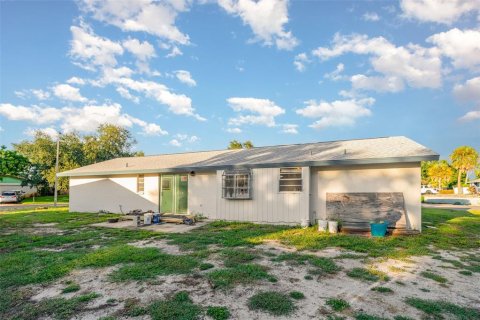 House in Bradenton, Florida 3 bedrooms, 136.01 sq.m. № 1905383 - photo 17