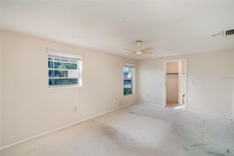 House in Bradenton, Florida 3 bedrooms, 136.01 sq.m. № 1905383 - photo 12