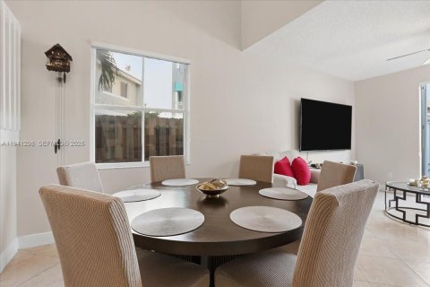 Adosado en venta en Sunrise, Florida, 3 dormitorios, 143.16 m2 № 1999052 - foto 10