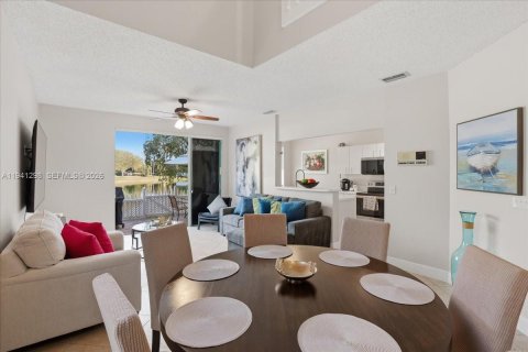 Adosado en venta en Sunrise, Florida, 3 dormitorios, 143.16 m2 № 1999052 - foto 11