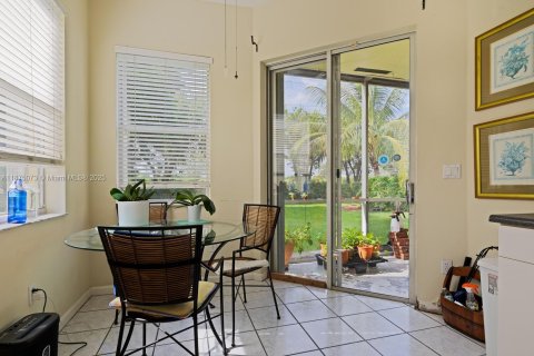 House in Homestead, Florida 2 bedrooms, 136.1 sq.m. № 2013305 - photo 10