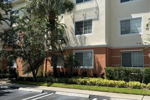 Купить кондоминиум в Уэст-Палм-Бич, Флорида 3 спальни, 132.48м2, № 1997186 - фото 2