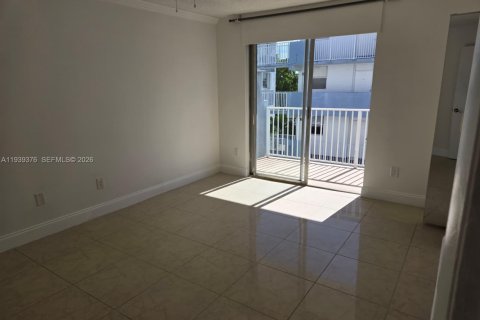 Apartment in North Bay Village, Florida 1 bedroom, 57.6 sq.m. № 1997264 - photo 10