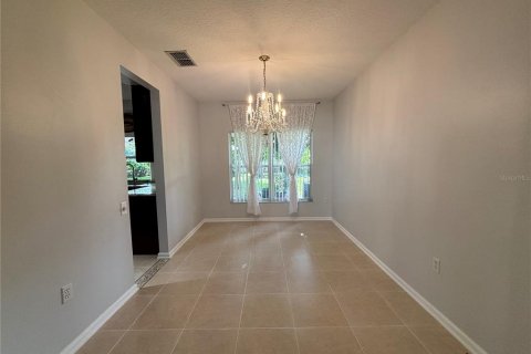 House in Orlando, Florida 4 bedrooms, 198.63 sq.m. № 1832693 - photo 30