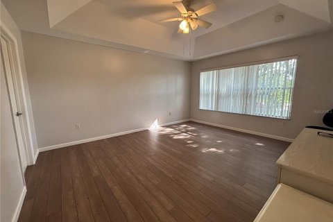 House in Orlando, Florida 4 bedrooms, 198.63 sq.m. № 1832693 - photo 14