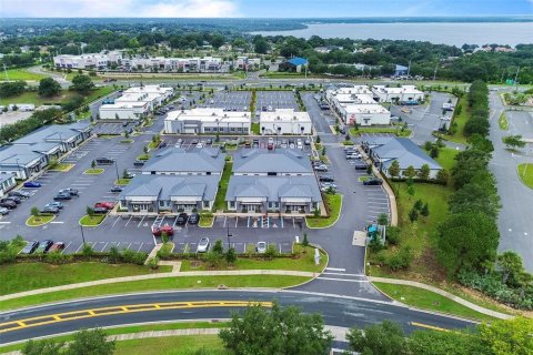 Commercial property in Clermont, Florida 428.93 sq.m. № 2277552 - photo 4