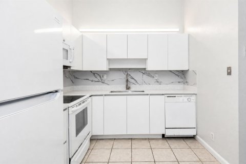 Купить коммерческую недвижимость в Корал-Спрингс, Флорида 198.63м2, № 2376568 - фото 30