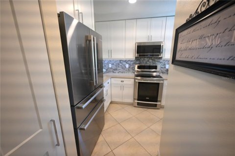 Condominio en venta en Longboat Key, Florida, 2 dormitorios, 106.84 m2 № 1528070 - foto 21