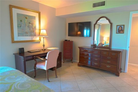 Condominio en venta en Longboat Key, Florida, 2 dormitorios, 106.84 m2 № 1528070 - foto 25
