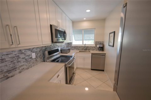 Condominio en venta en Longboat Key, Florida, 2 dormitorios, 106.84 m2 № 1528070 - foto 22