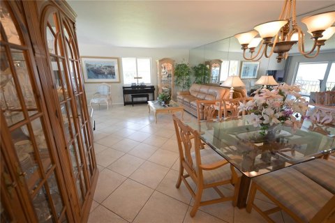 Condominio en venta en Longboat Key, Florida, 2 dormitorios, 106.84 m2 № 1528070 - foto 13