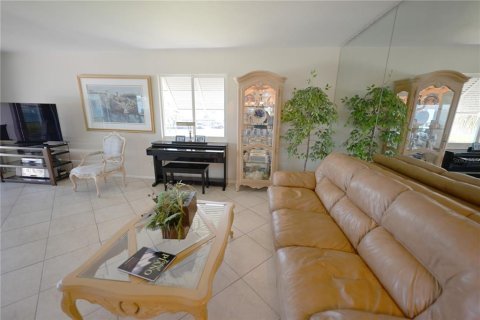 Condominio en venta en Longboat Key, Florida, 2 dormitorios, 106.84 m2 № 1528070 - foto 19