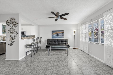 Купить кондоминиум в Дирфилд-Бич, Флорида 1 спальня, 65.03м2, № 2020184 - фото 11