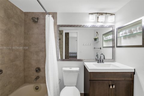 Купить кондоминиум в Дирфилд-Бич, Флорида 1 спальня, 65.03м2, № 2020184 - фото 12