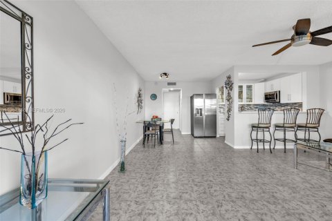 Купить кондоминиум в Дирфилд-Бич, Флорида 1 спальня, 65.03м2, № 2020184 - фото 5