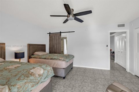 Купить кондоминиум в Дирфилд-Бич, Флорида 1 спальня, 65.03м2, № 2020184 - фото 22