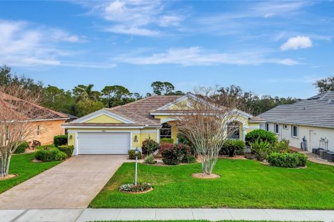 House in North Port, Florida 3 bedrooms, 214.05 sq.m. № 1720829 - photo 2