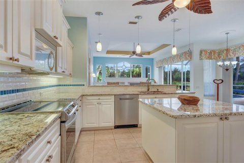 House in North Port, Florida 3 bedrooms, 214.05 sq.m. № 1720829 - photo 15