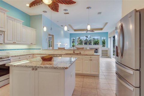 House in North Port, Florida 3 bedrooms, 214.05 sq.m. № 1720829 - photo 20