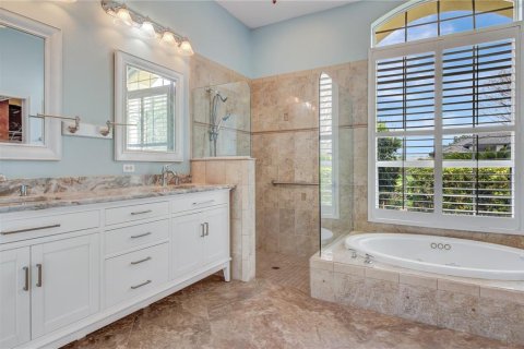 House in North Port, Florida 3 bedrooms, 214.05 sq.m. № 1720829 - photo 30