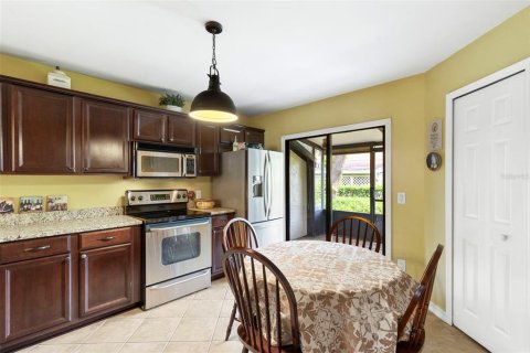 Copropriété à vendre à Tampa, Floride: 2 chambres, 110.09 m2 № 1914550 - photo 10